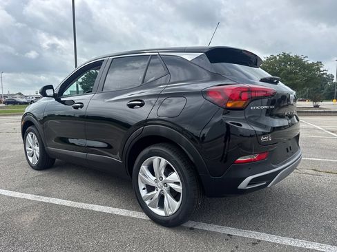New 2026 Buick Encore GX Preferred w/ Advanced Technology Package FWD image 4