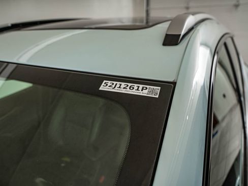 Used 2023 Chevrolet Bolt EUV Premier w/ Sun & Sound Package FWD image 9