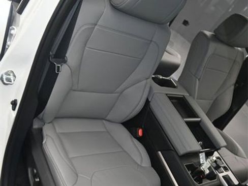 New 2026 Toyota Tundra Limited image 15