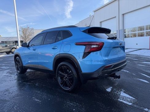 Used 2025 Chevrolet Trax ACTIV w/ Driver Confidence Package image 3