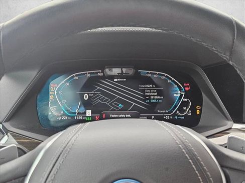 Used 2023 BMW X5 xDrive45e w/ Executive Package image 18