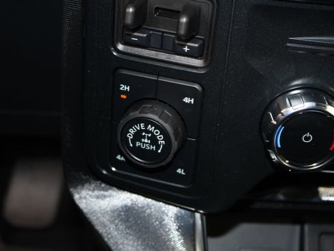 New 2025 Ford F150 Platinum w/ FX4 Off-Road Package image 46