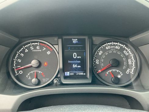 Used 2023 Toyota Tacoma SR image 21