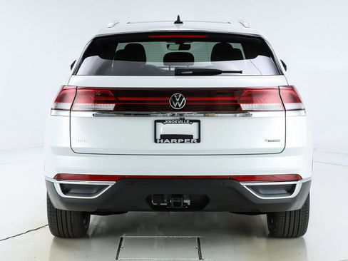 New 2026 Volkswagen Atlas Cross Sport SEL image 8