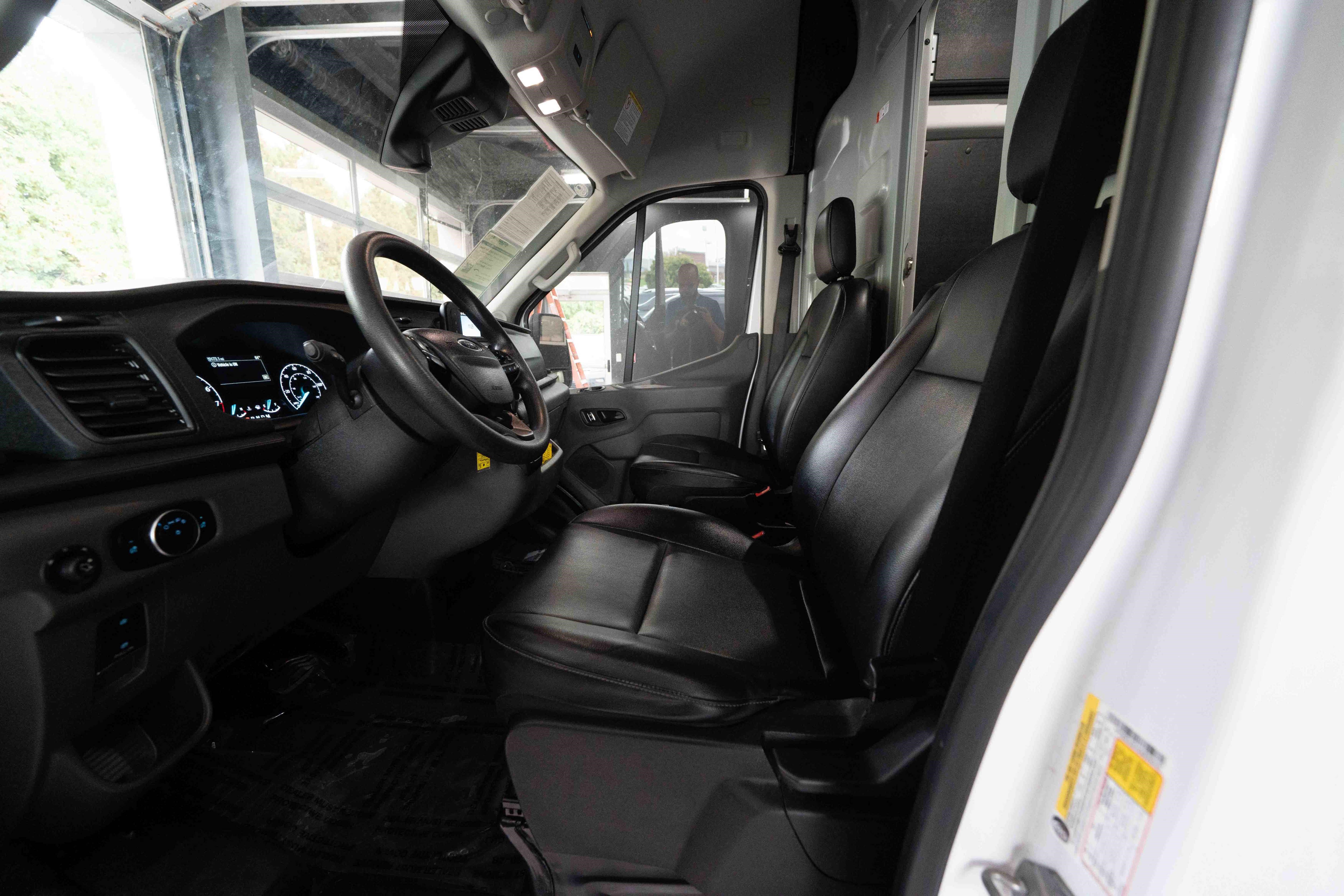 Used 2025 Ford Transit 250 148 High Roof Extended AWD w/ Load Area Protection Package image 9