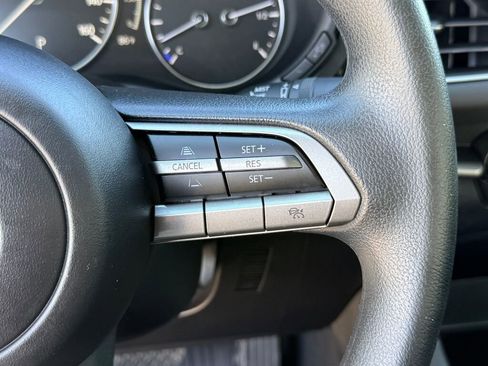 Used 2021 MAZDA MAZDA3 s image 27