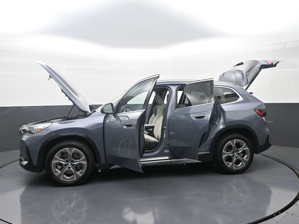 New 2026 BMW X1 xDrive28i w/ Technology Package AWD/4WD image 40
