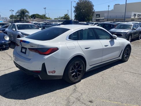 Used 2022 BMW i4 eDrive40 w/ Premium Package RWD image 7