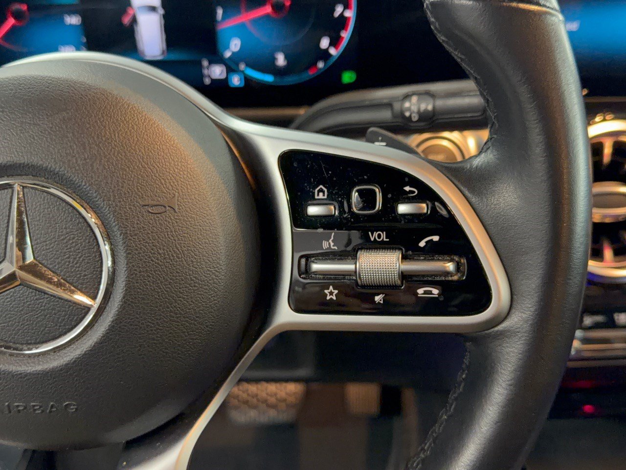 Used 2020 Mercedes-Benz GLB 250 4MATIC image 19