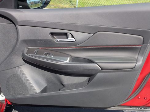 New 2026 Nissan Sentra SR w/ Floor Mat Package image 32