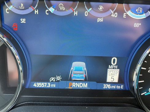 Used 2023 Ford Expedition Limited AWD/4WD image 6