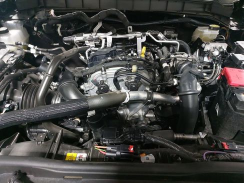 Used 2025 Ford Bronco Big Bend image 31