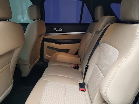Used 2017 Ford Explorer 4WD image 18