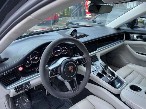 Used 2019 Porsche Panamera 4S AWD/4WD image 23
