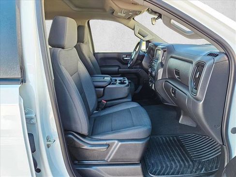 Certified 2024 Chevrolet Silverado 1500 Custom image 17