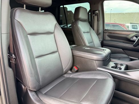 Used 2022 Chevrolet Tahoe LT w/ Luxury Package AWD/4WD image 23