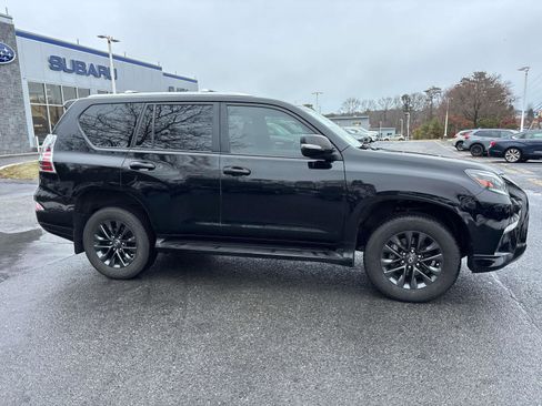 Used 2023 Lexus GX 460 Premium image 2