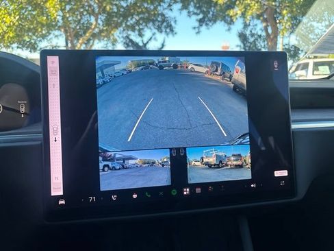 Used 2023 Tesla Model X AWD/4WD image 28