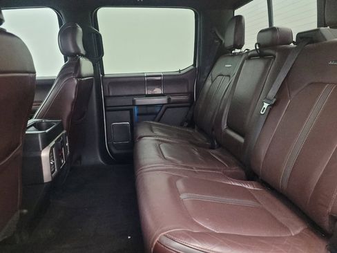 Used 2015 Ford F150 Platinum w/ Equipment Group 701A Luxury AWD/4WD image 18