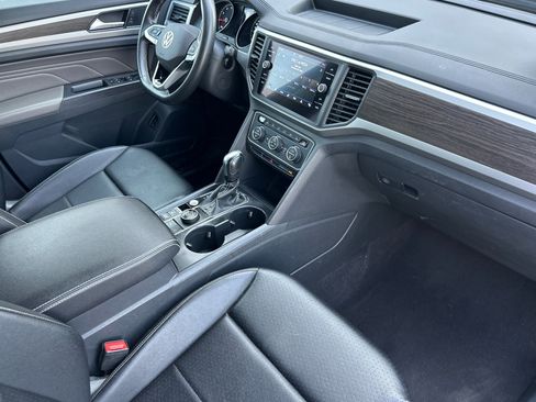 Used 2021 Volkswagen Atlas SE image 17