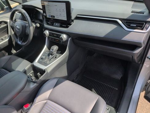Used 2024 Toyota RAV4 XSE AWD/4WD image 19