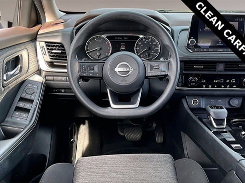 Used 2023 Nissan Rogue SV image 5