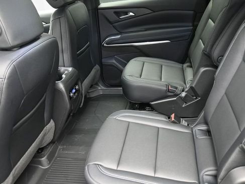 New 2026 Chevrolet Traverse LT w/ Midnight/Sport Edition image 10