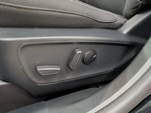 Used 2025 Ford Escape Active w/ Active Premium Tech Pack FWD image 28