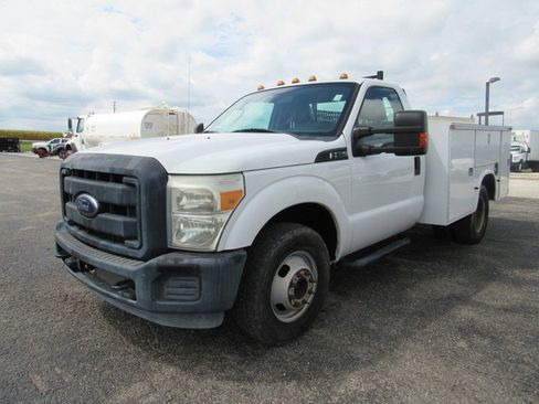 Used 2014 Ford F350 XL w/ Power Equipment Group RWD image 7
