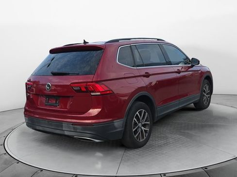 Used 2019 Volkswagen Tiguan SE w/ Panoramic Sunroof Package FWD image 5