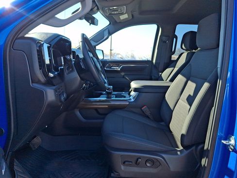 Certified 2025 Chevrolet Silverado 1500 LT Trail Boss w/ Convenience Package II image 13