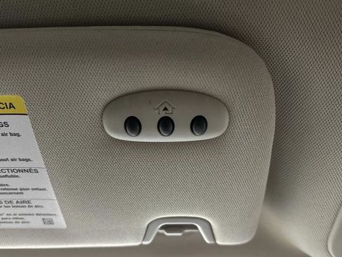 Used 2023 Lincoln Nautilus Reserve image 27