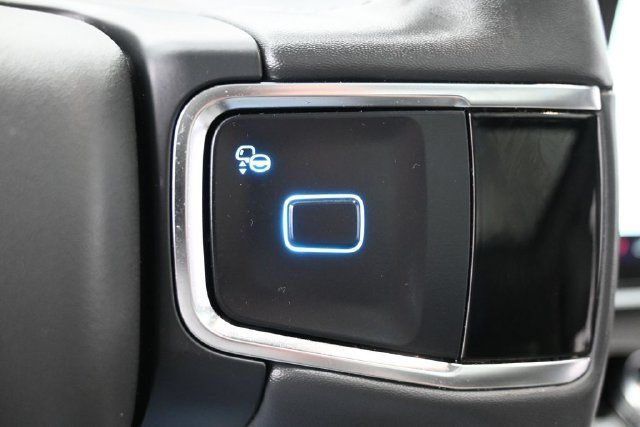 Certified 2025 Ford Expedition Active AWD/4WD image 17