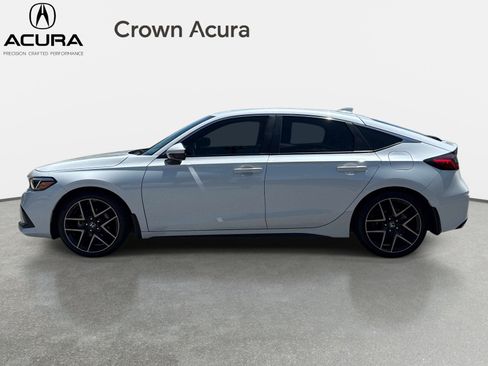 Used 2022 Honda Civic Sport Touring image 2
