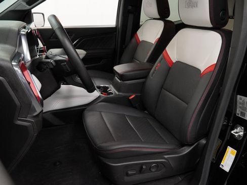 Used 2024 GMC Canyon AT4X w/ AT4X AEV Edition AWD/4WD image 7