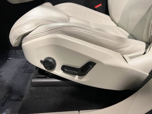 Used 2022 Volvo XC90 T6 Inscription image 25