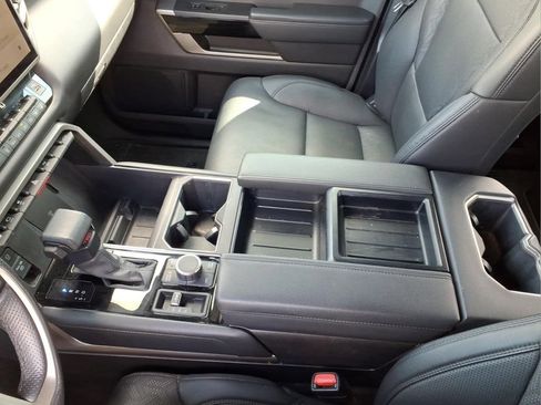 Used 2025 Toyota Tundra Limited w/ TRD Off-Road Package AWD/4WD image 13