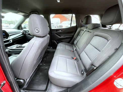 Certified 2025 Chevrolet Equinox LT w/ Safety and Technology Package image 19