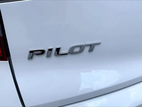 Used 2021 Honda Pilot Elite image 31