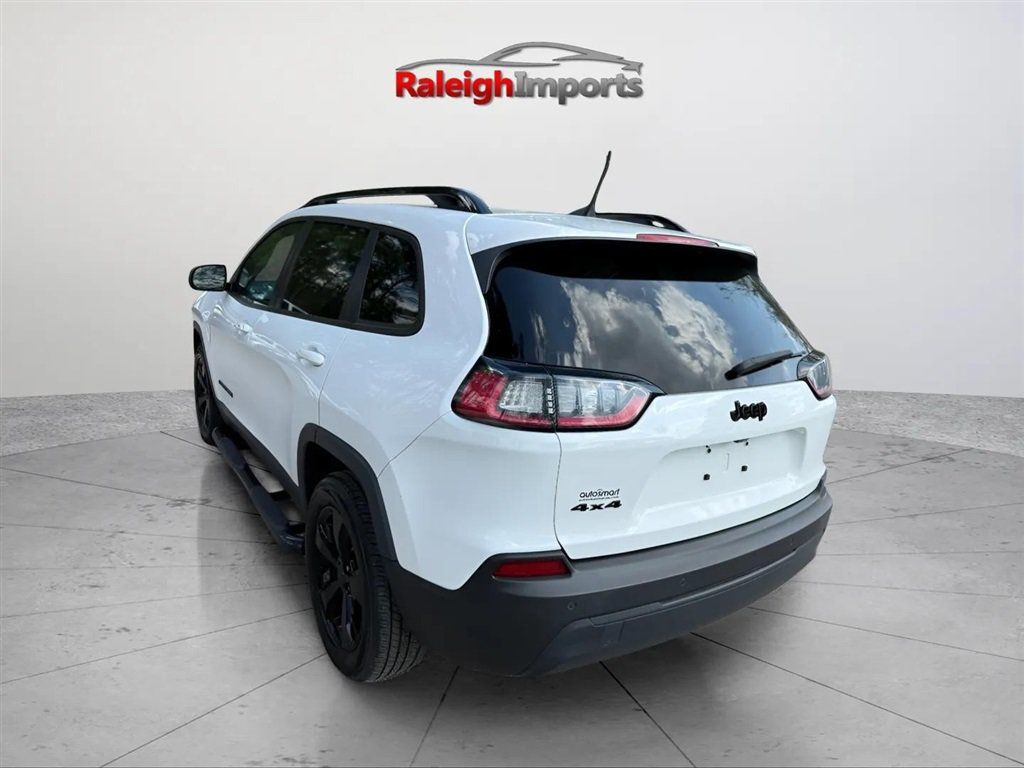 Used 2019 Jeep Cherokee Latitude Plus AWD/4WD image 9