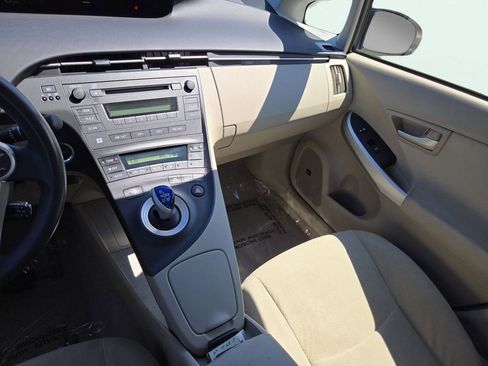 Used 2010 Toyota Prius Five image 22