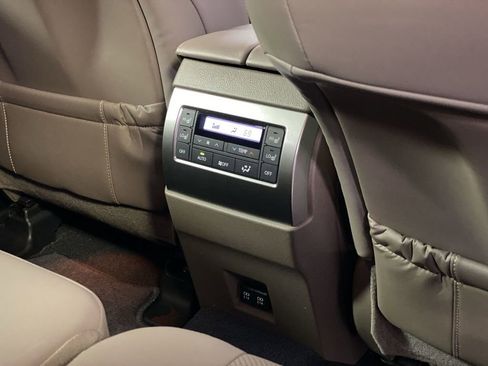 Used 2023 Lexus GX 460 Premium w/ Premium Plus Package AWD/4WD image 28