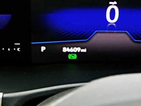 Used 2022 Volkswagen Atlas Cross Sport SE image 15