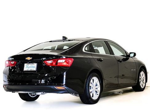 Used 2024 Chevrolet Malibu LT FWD image 7