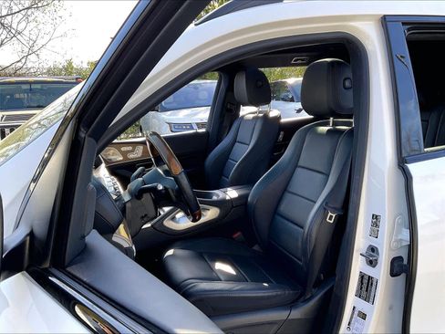 Used 2022 Mercedes-Benz GLS 450 4MATIC image 25