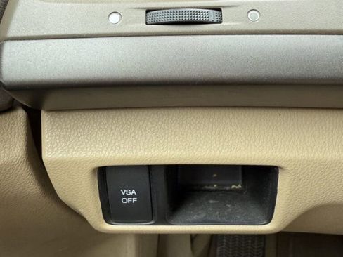 Used 2010 Honda Accord LX image 32