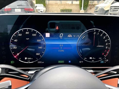 Used 2024 Mercedes-Benz S 580e 4MATIC Sedan image 25