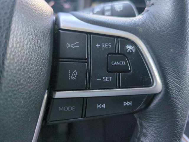 Used 2022 Toyota Sienna XLE FWD image 17