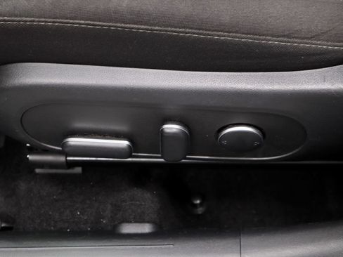 Used 2024 Hyundai Kona SEL FWD image 23