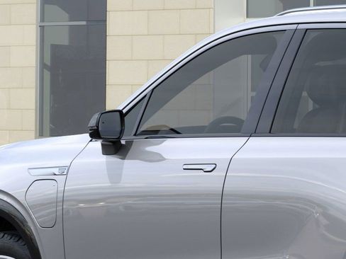 New 2026 Cadillac Vistiq Luxury image 12